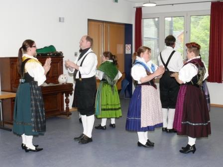 Egerländer Tanzgruppe beim Kirwa-Nachmittag (c) 2014 Hans-Jürgen Ramisch