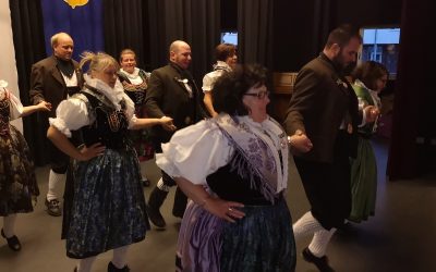 Auftritt Volkstanzkreis beim Heimatkreis Tepl-Petschau